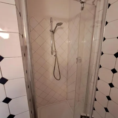 Leone Flat * Florencia